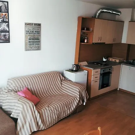 Apartment апартамент у моря 