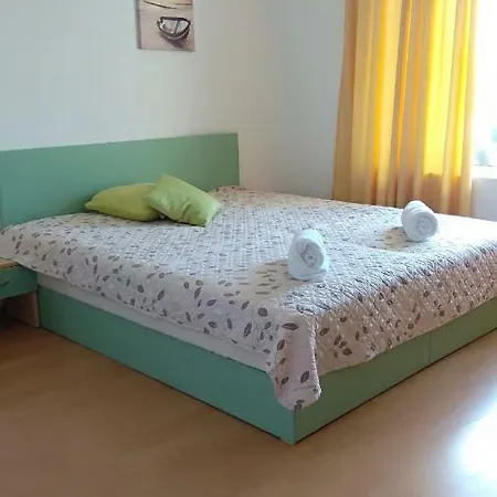 Apartment апартамент у моря 