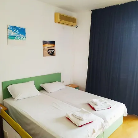 Apartment апартамент у моря 